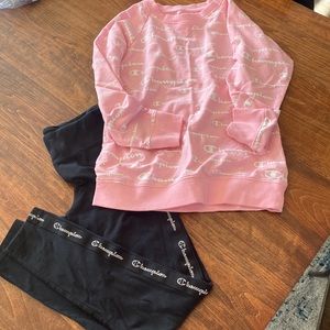 Girls champion set shirt and leggings large